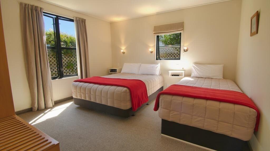Country Glen Lodge Christchurch Eksteriør billede